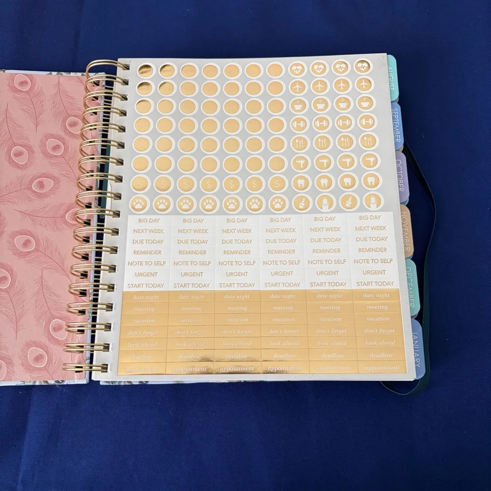 Spiral Bound Peacock Floral 17-Month Planner